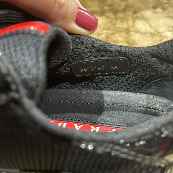 Prada Milano - Picture 10 of 11